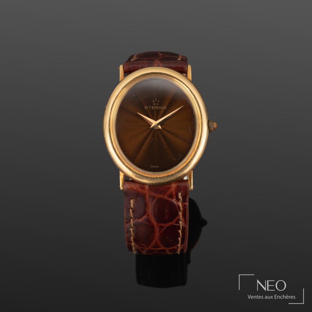Montre bracelet Eterna de forme ovale