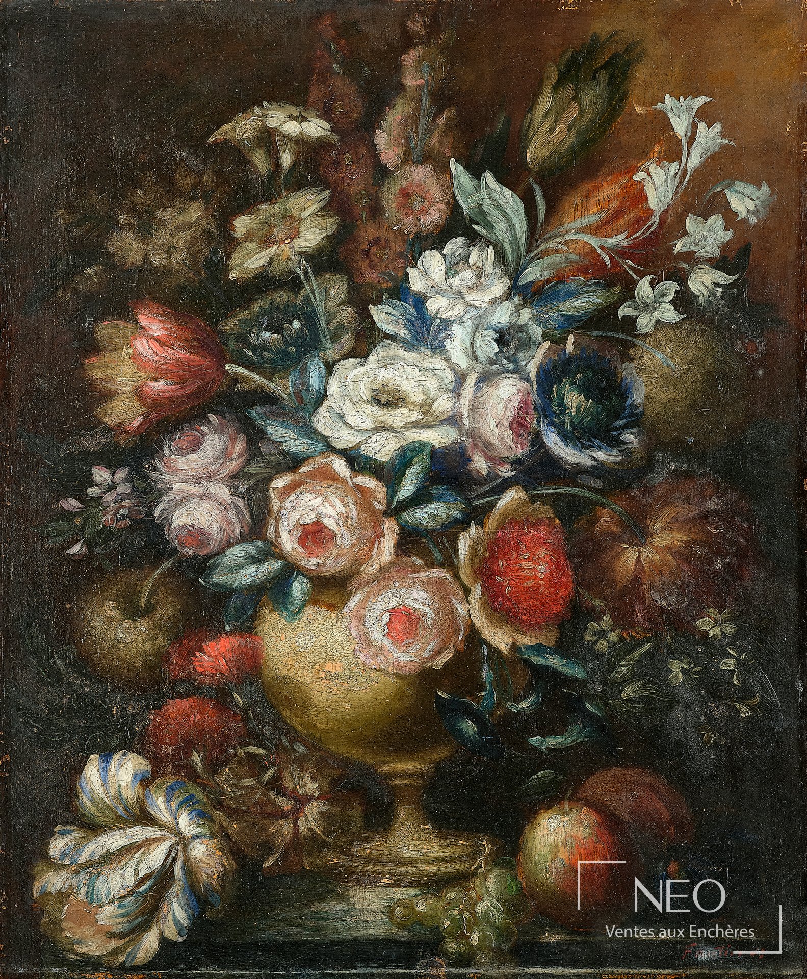 Bouquet de fleurs éclatant dans un vase