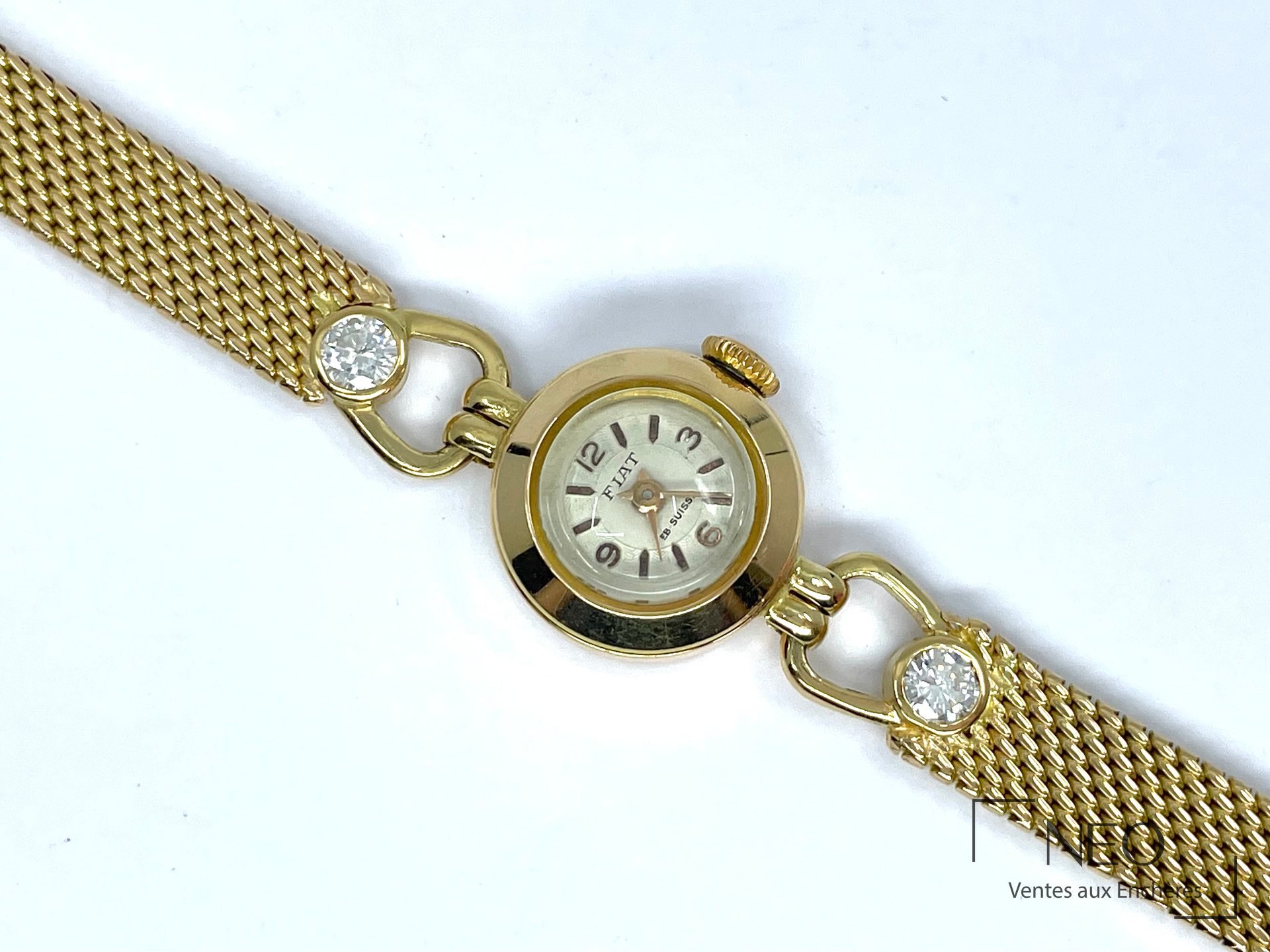 FIAT montre de dame en or jaune 18 carats et diamants