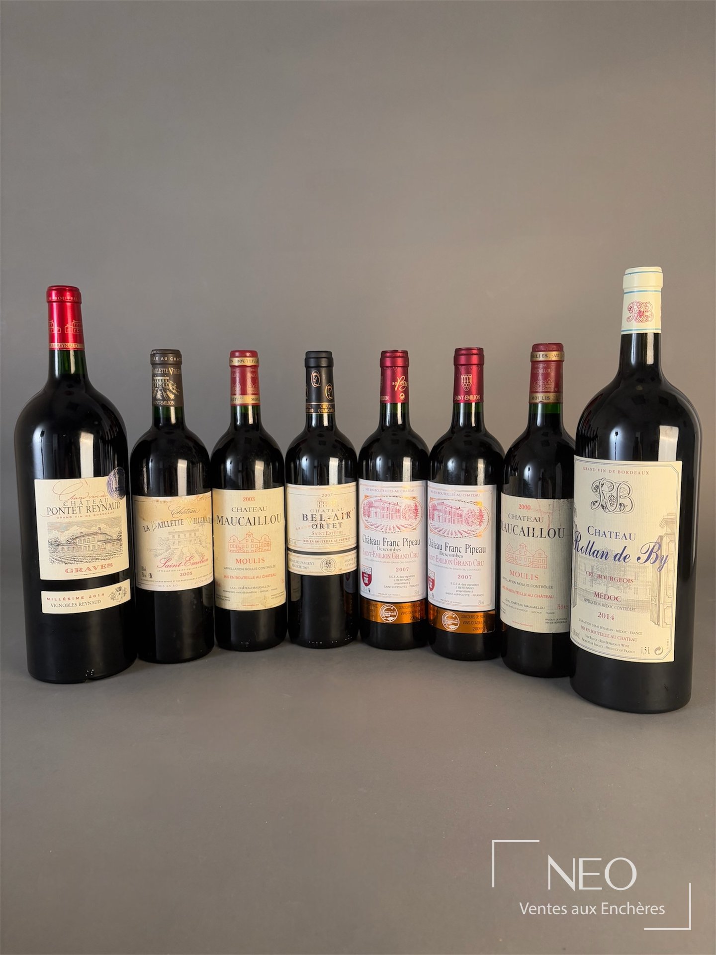 Flacons de Bordeaux, ensemble de 8 bouteilles et magnums