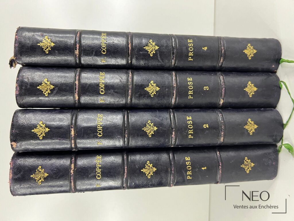 Quatre volumes reliés en demi basane bleue