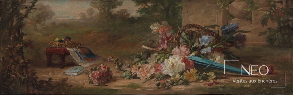 Composition horizontale de fleurs et d'objets dans un paysage peint