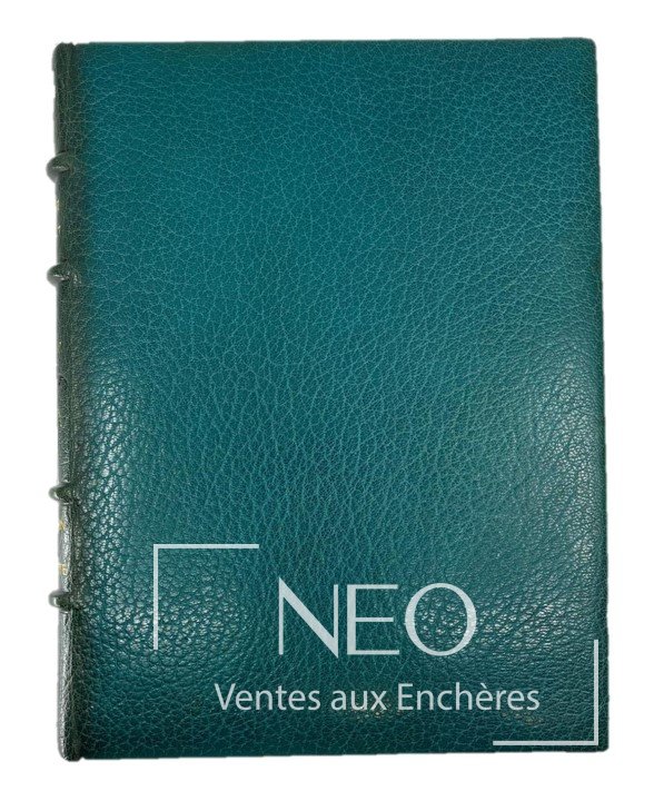 Reliure pleine maroquin vert à dos à nerfs d'un livre ancien
