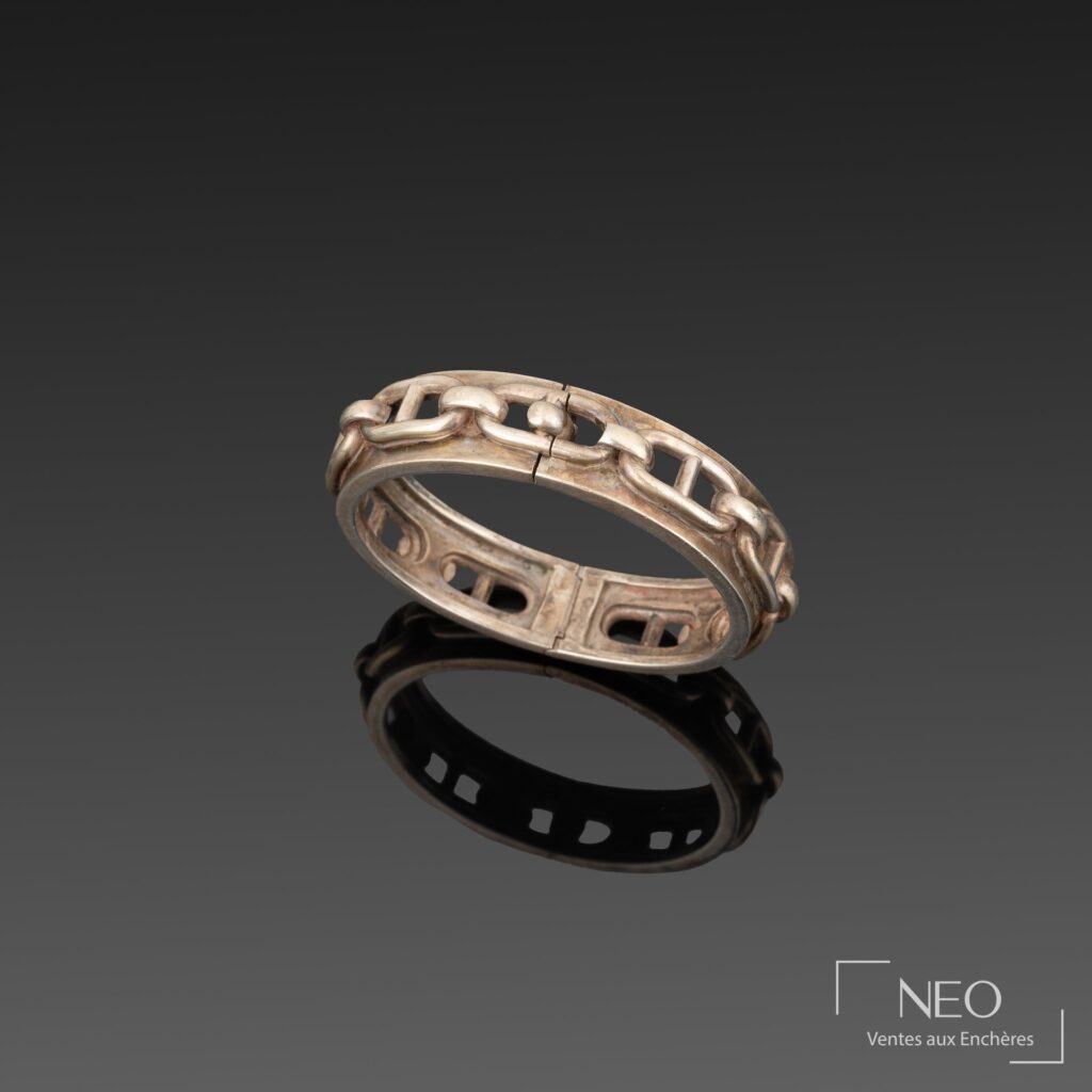 Bracelet rigide ouvrant Hermès en argent