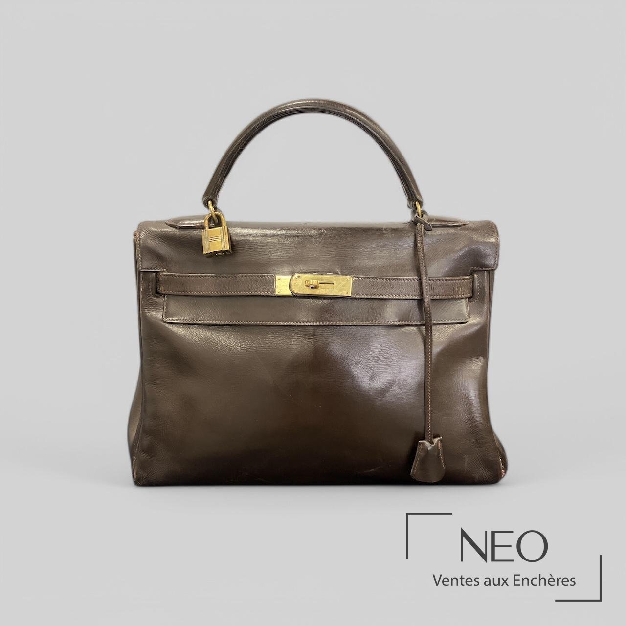 Hermès sac Kelly retourné 32 cm en veau box marron circa 1965
