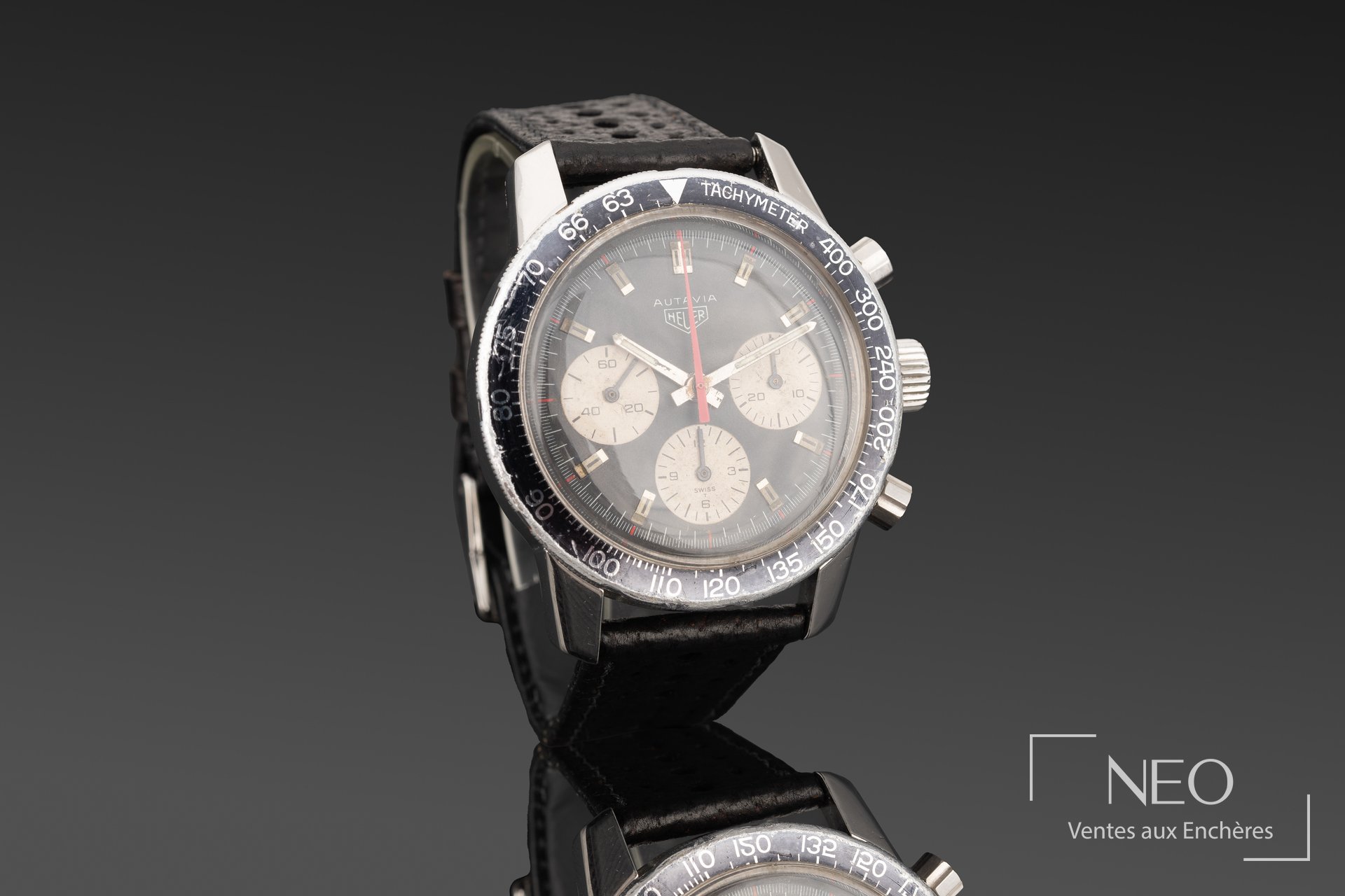 Montre HEUER Autavia à cadran Panda
