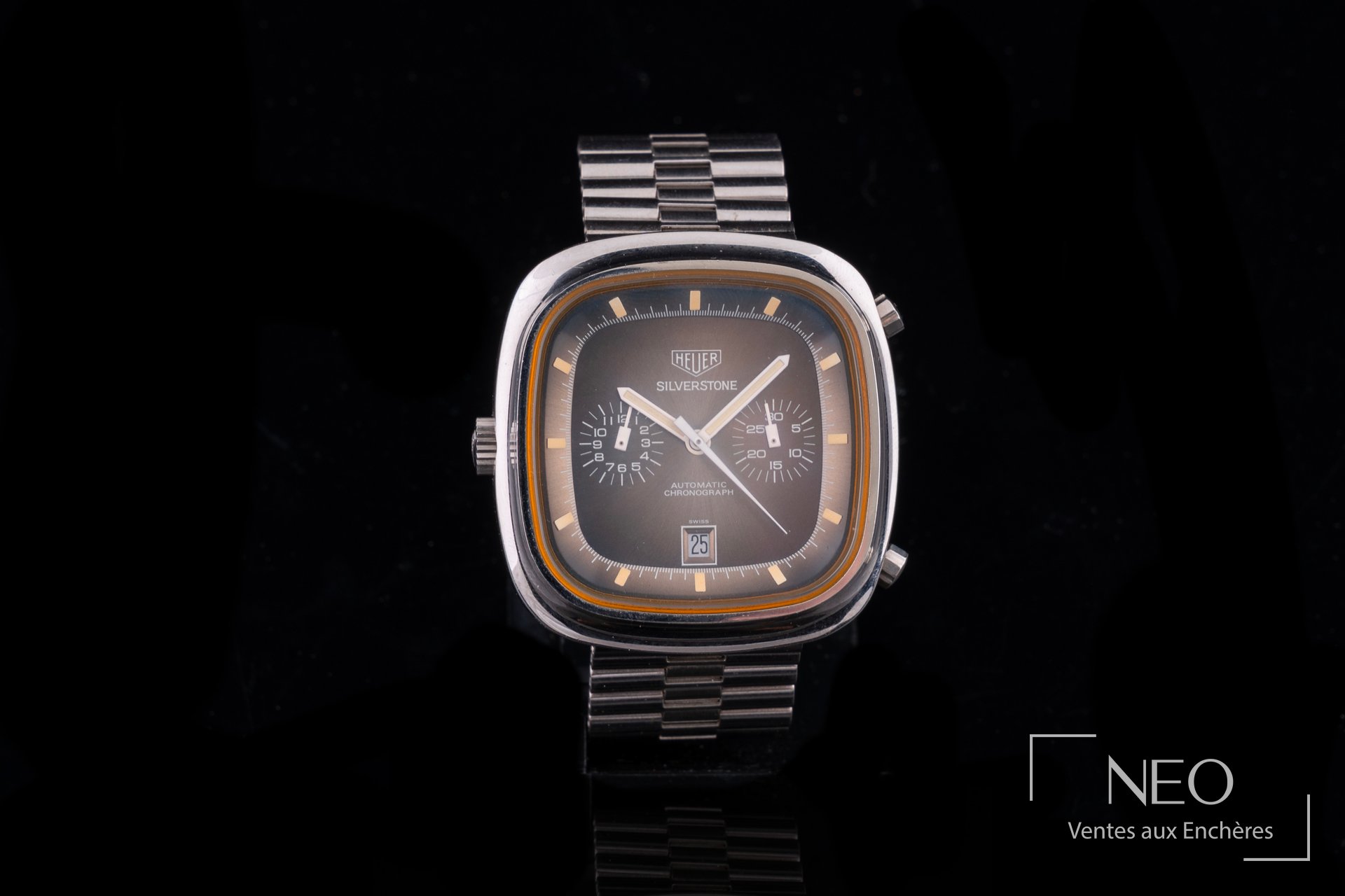 Heuer Silverstone en acier