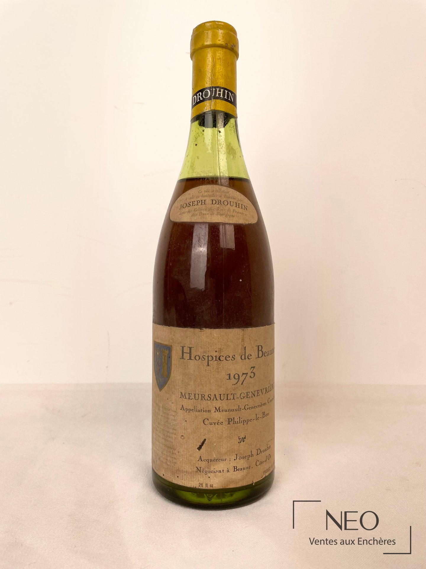 Bouteille Hospices de Beaune Meursault-Genevrières 1973 avec étiquette et capsule Joseph Drouhin