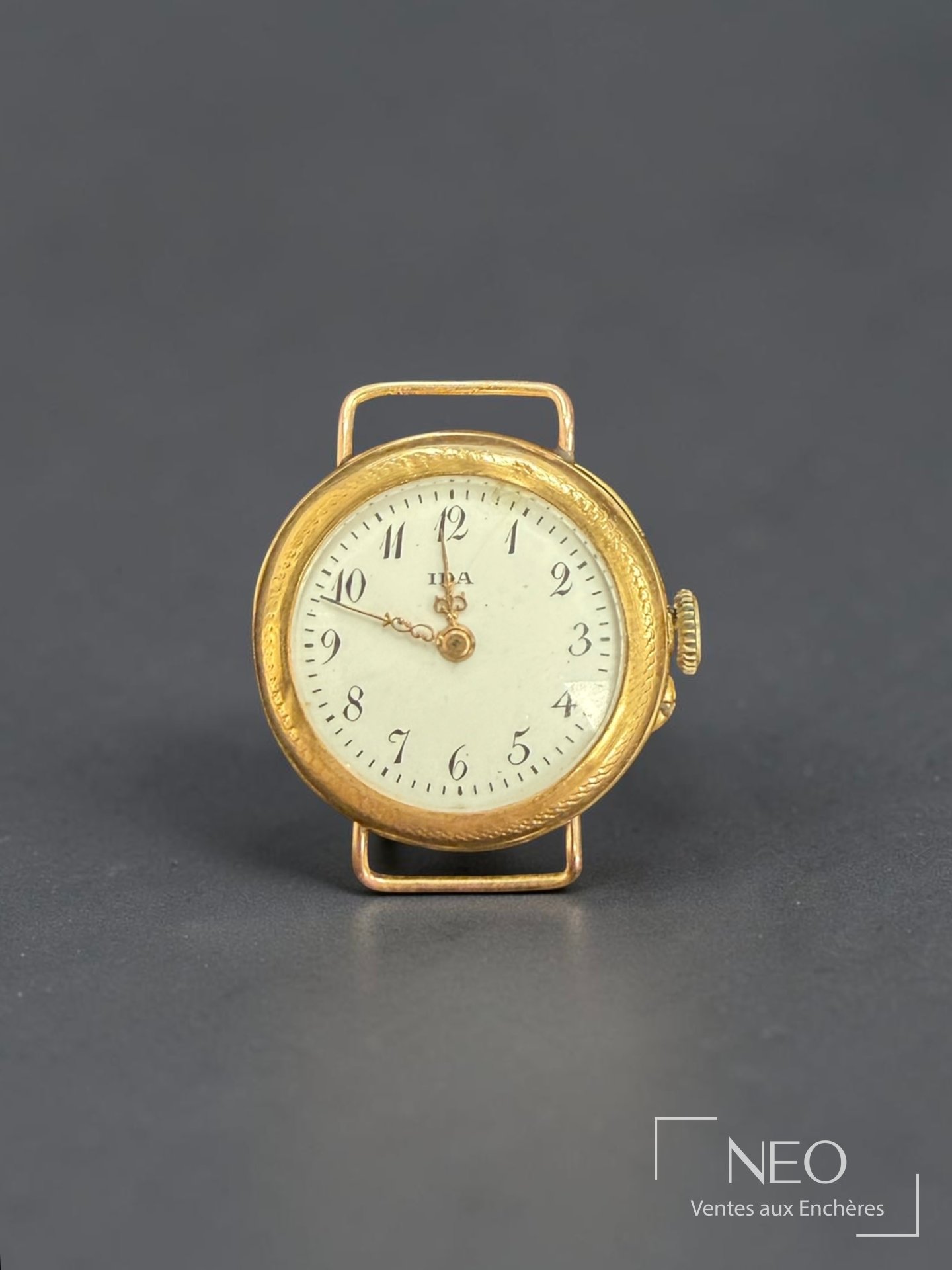 IDA boîtier de montre en or jaune 18K, cadran émaillé blanc