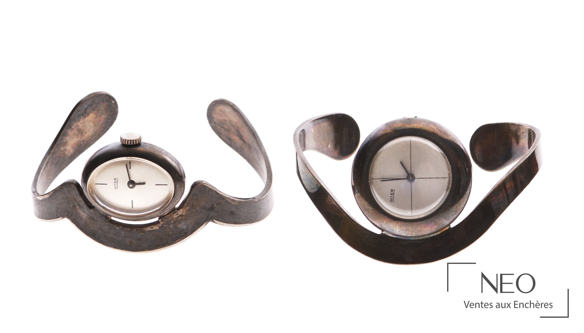 Deux montres bracelet Inter en acier