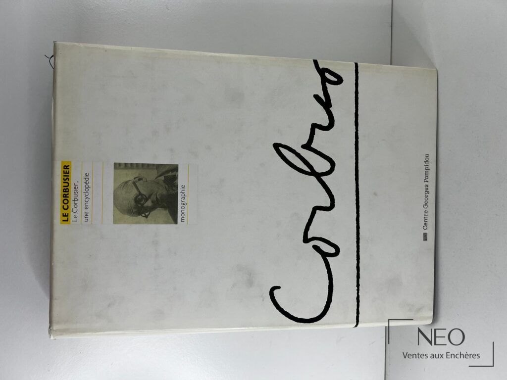 Jaquette blanche du livre Le Corbusier