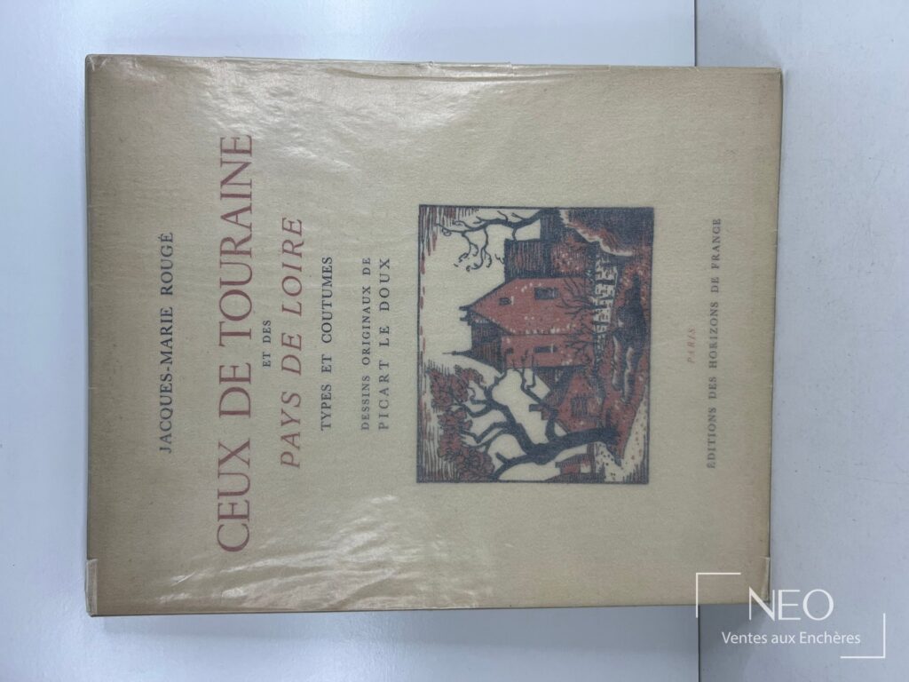 Couverture brochée de l'ouvrage de Jacques-Marie Rouge avec titre imprimé en lettres rouges et illustration centrale