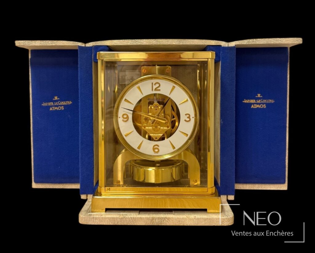 Pendule Jaeger-LeCoultre Atmos en laiton dans son écrin signé