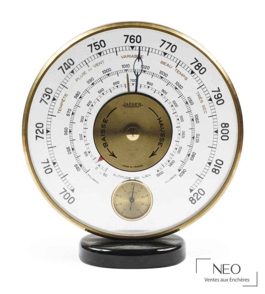 Baromètre-thermomètre circulaire Jaeger LeCoultre de face