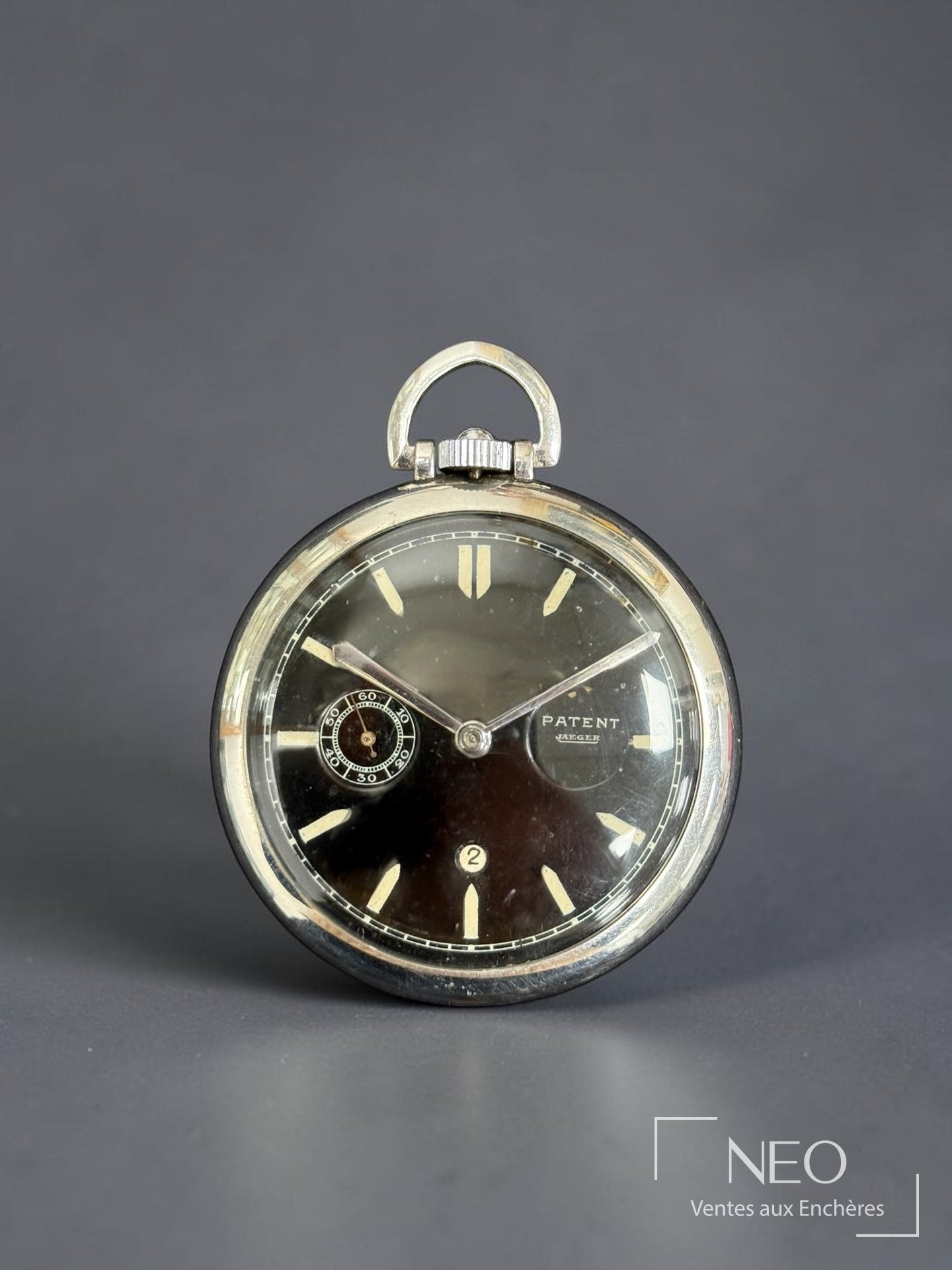 Montre de poche Jaeger à cadran noir avec petite seconde et réserve de jour