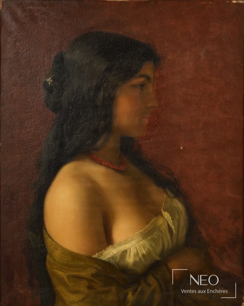 Portrait peint d'une femme de profil sur fond brun rouge