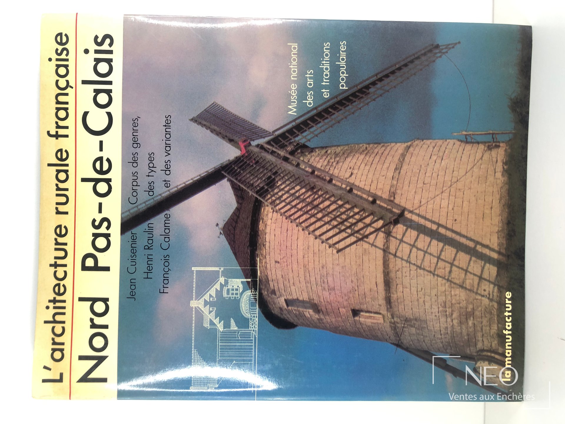 Couverture du livre L'architecture rurale française Nord-Pas-de-Calais de Jean Cuisenier