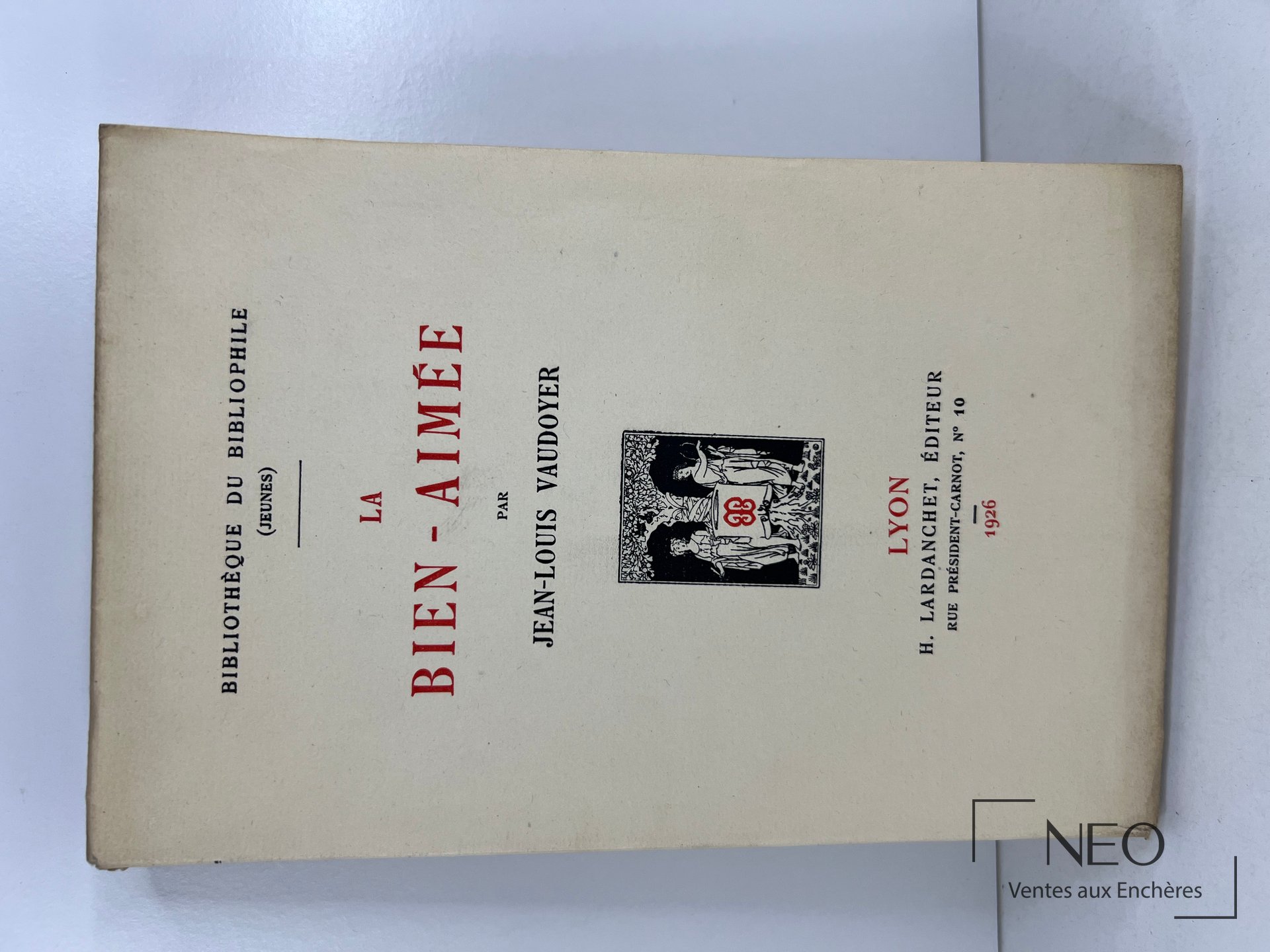 Couverture du livre La bien-aimée de Jean-Louis Vaudoyer