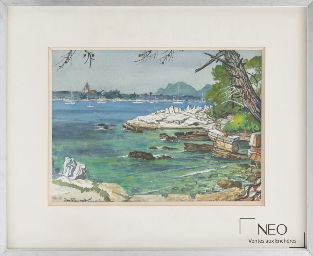 Aquarelle maritime encadrée sous verre représentant une calanque avec bateaux et clocher au loin