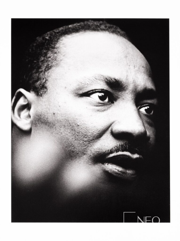 Portrait noir et blanc de Martin Luther King par Jean-Pierre Laffont