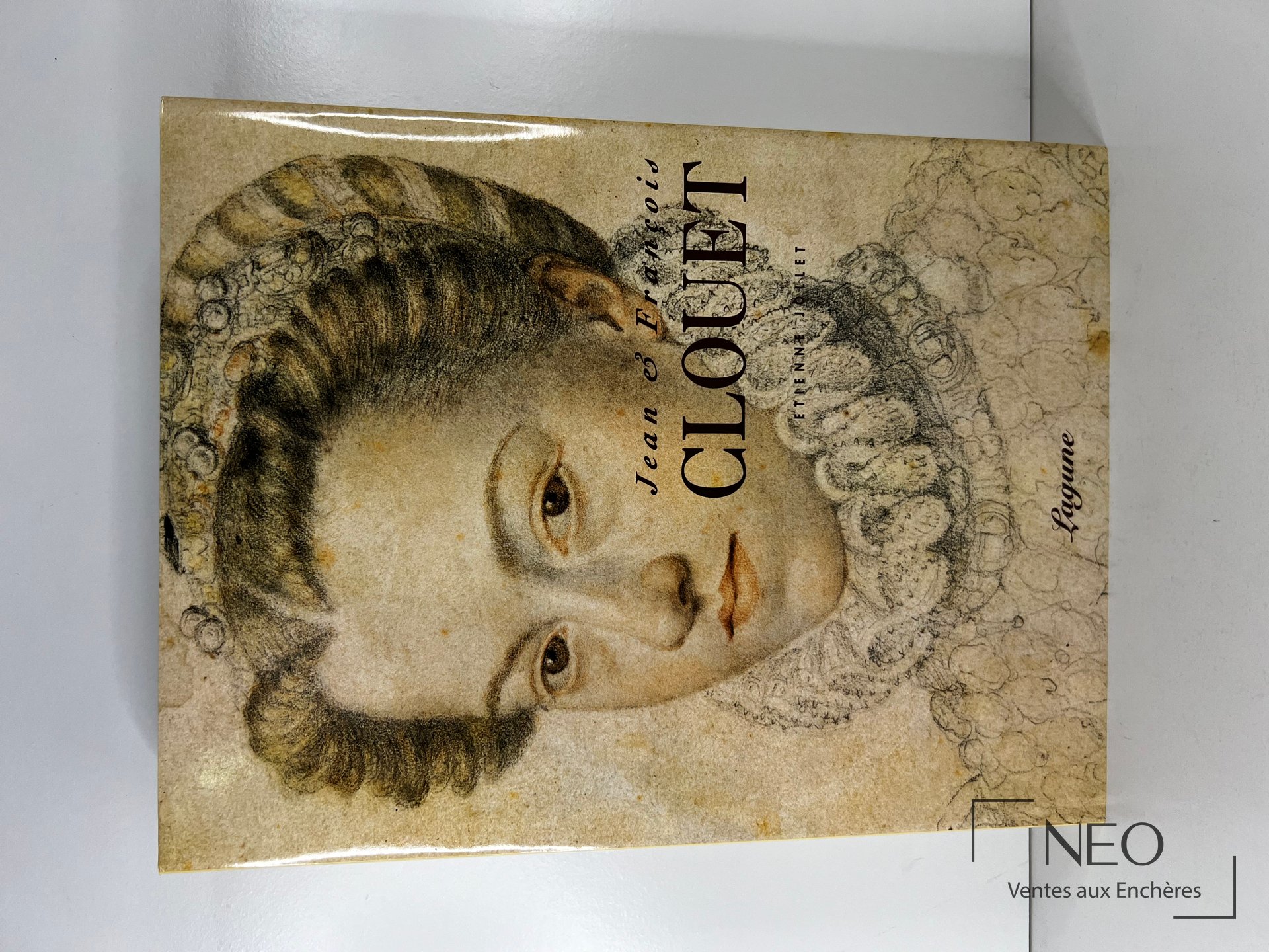 Couverture illustrée du catalogue Jean et François Clouet avec portrait en gros plan.