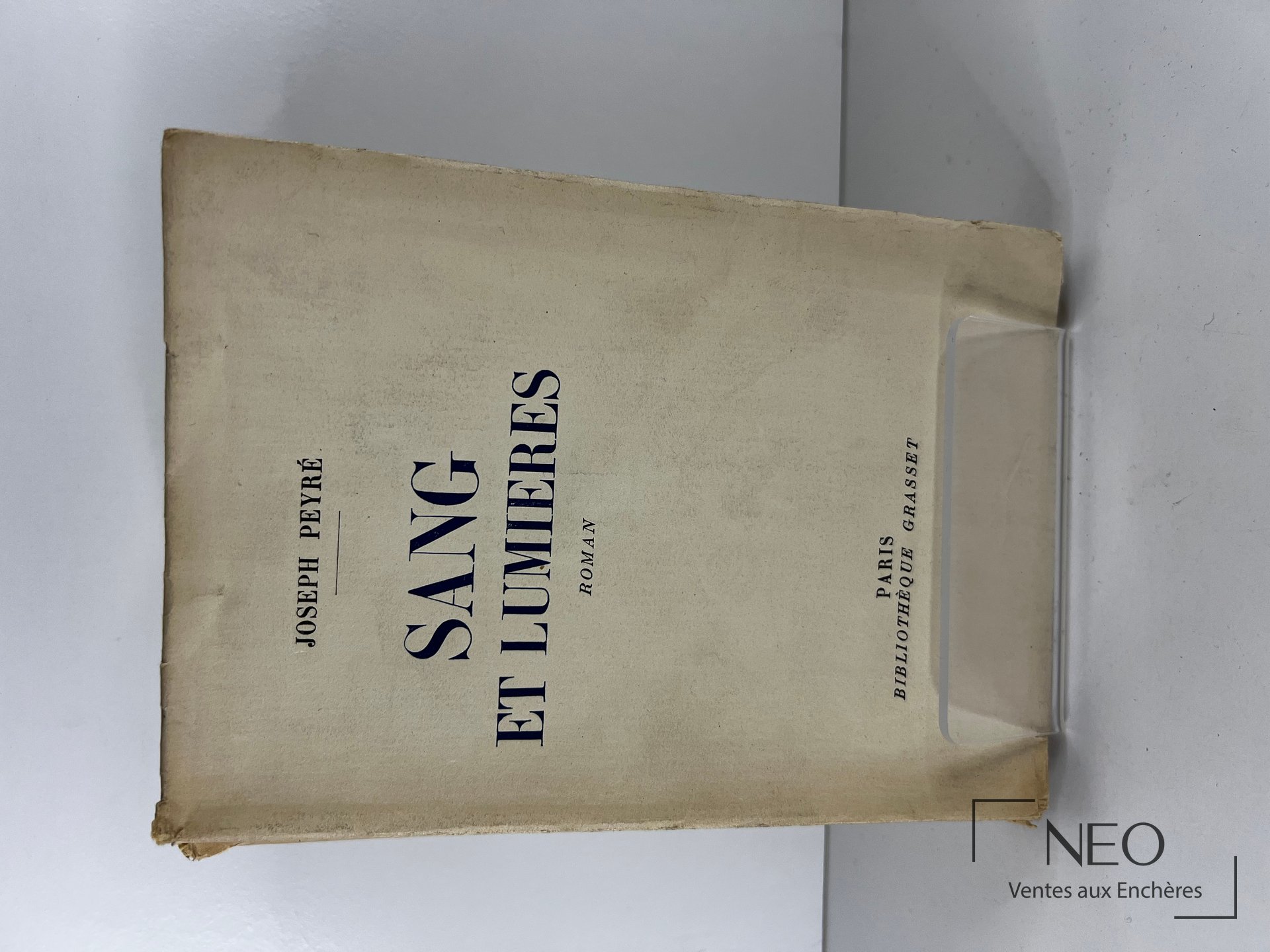 Couverture du livre Sang et lumières de Joseph Peyré