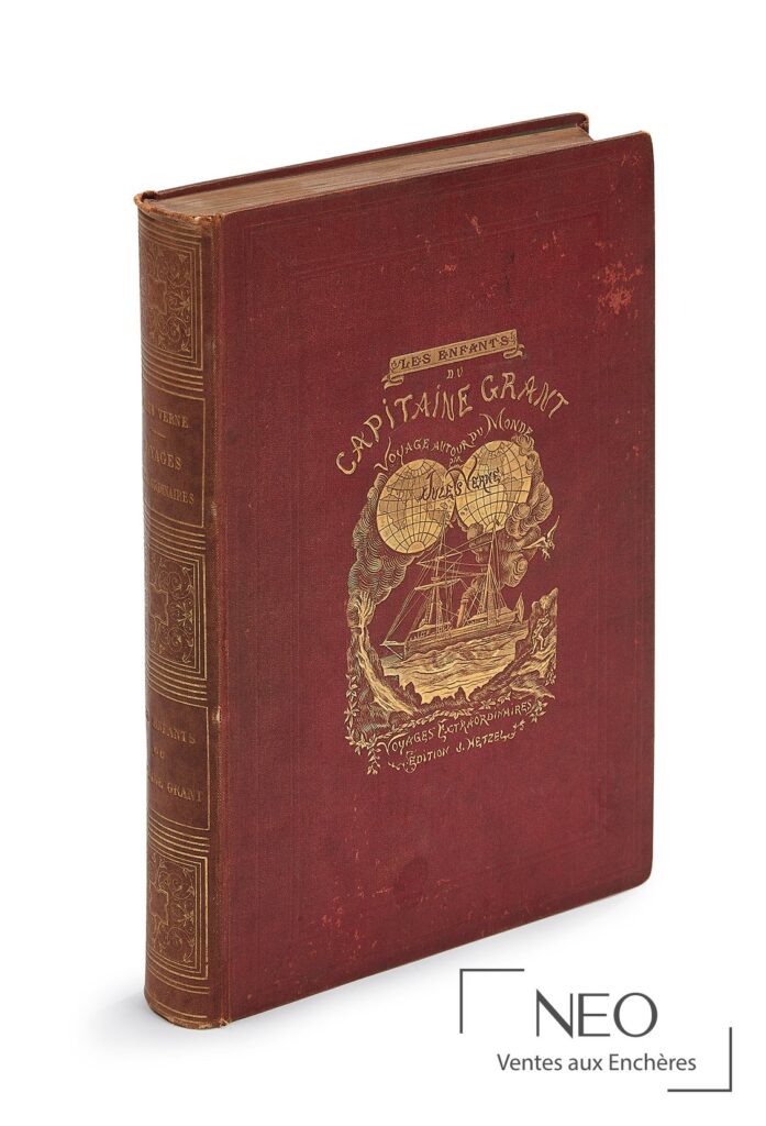 Livre relié en percaline rouge