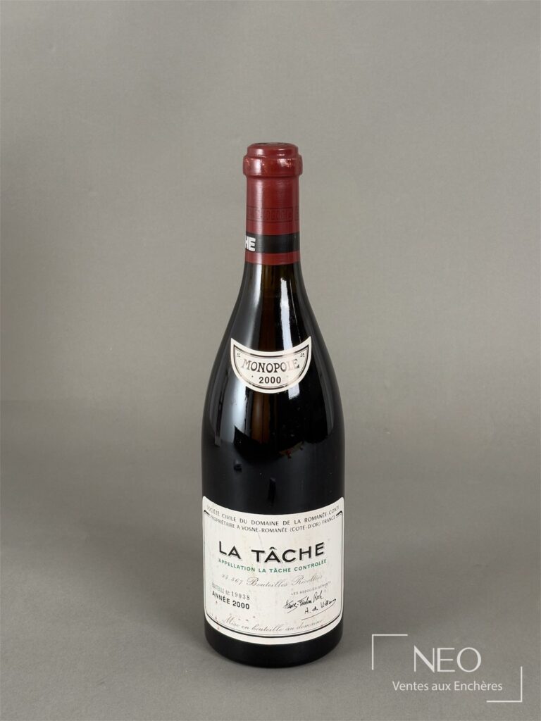 Bouteille de La Tâche Grand Cru 2000 du Domaine de la Romanée-Conti
