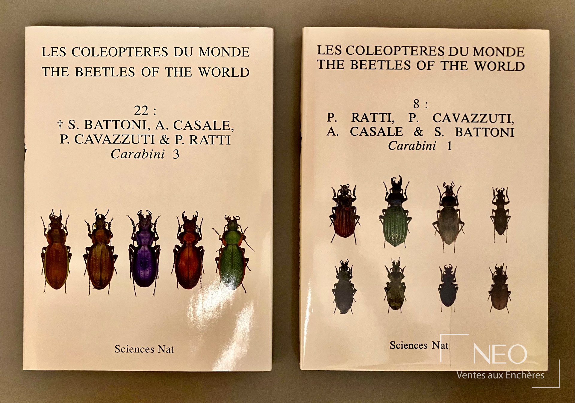 Deux couvertures des Coléoptères du Monde