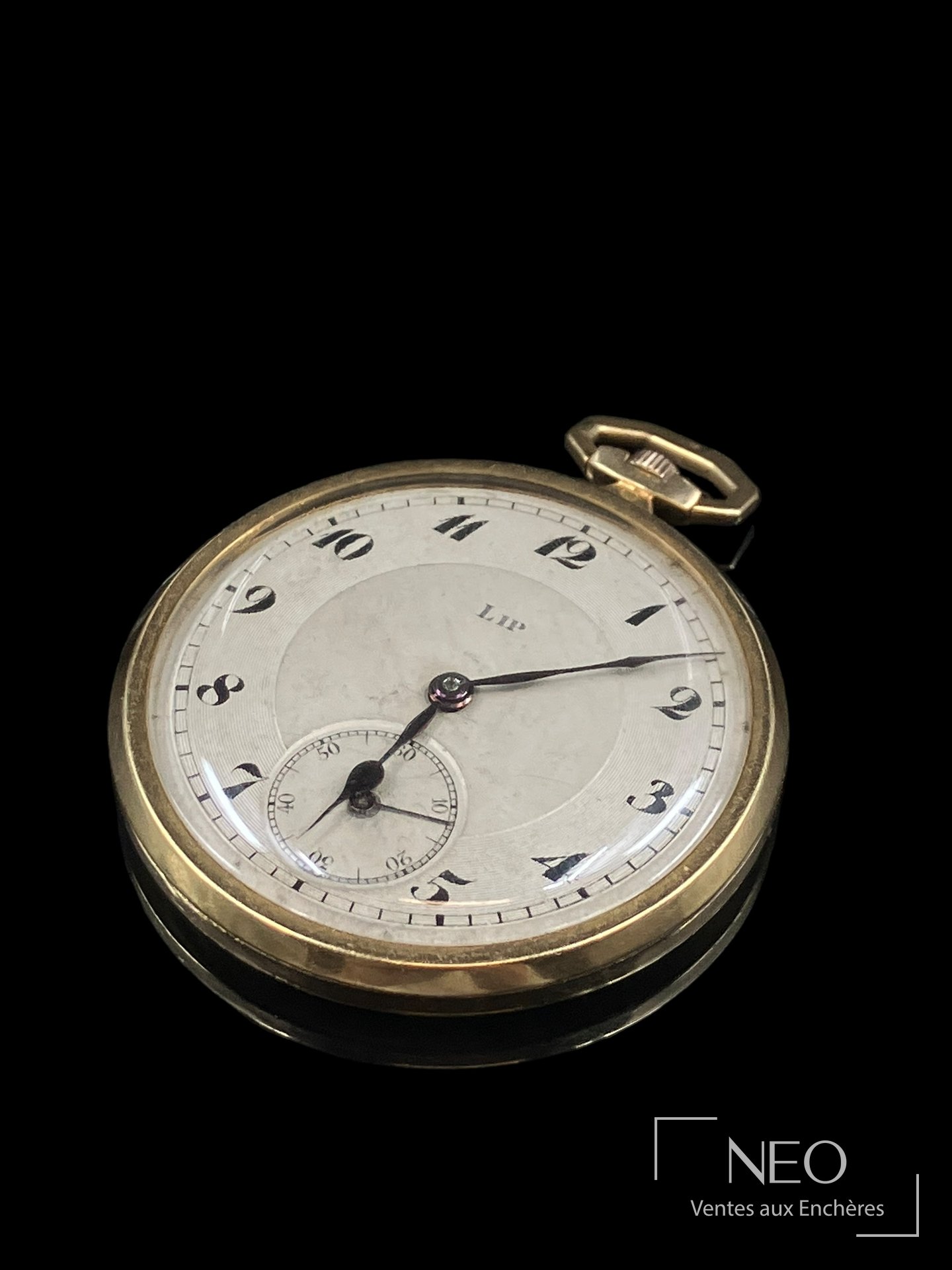 Montre à gousset LIP en or jaune avec cadran argenté et petite seconde