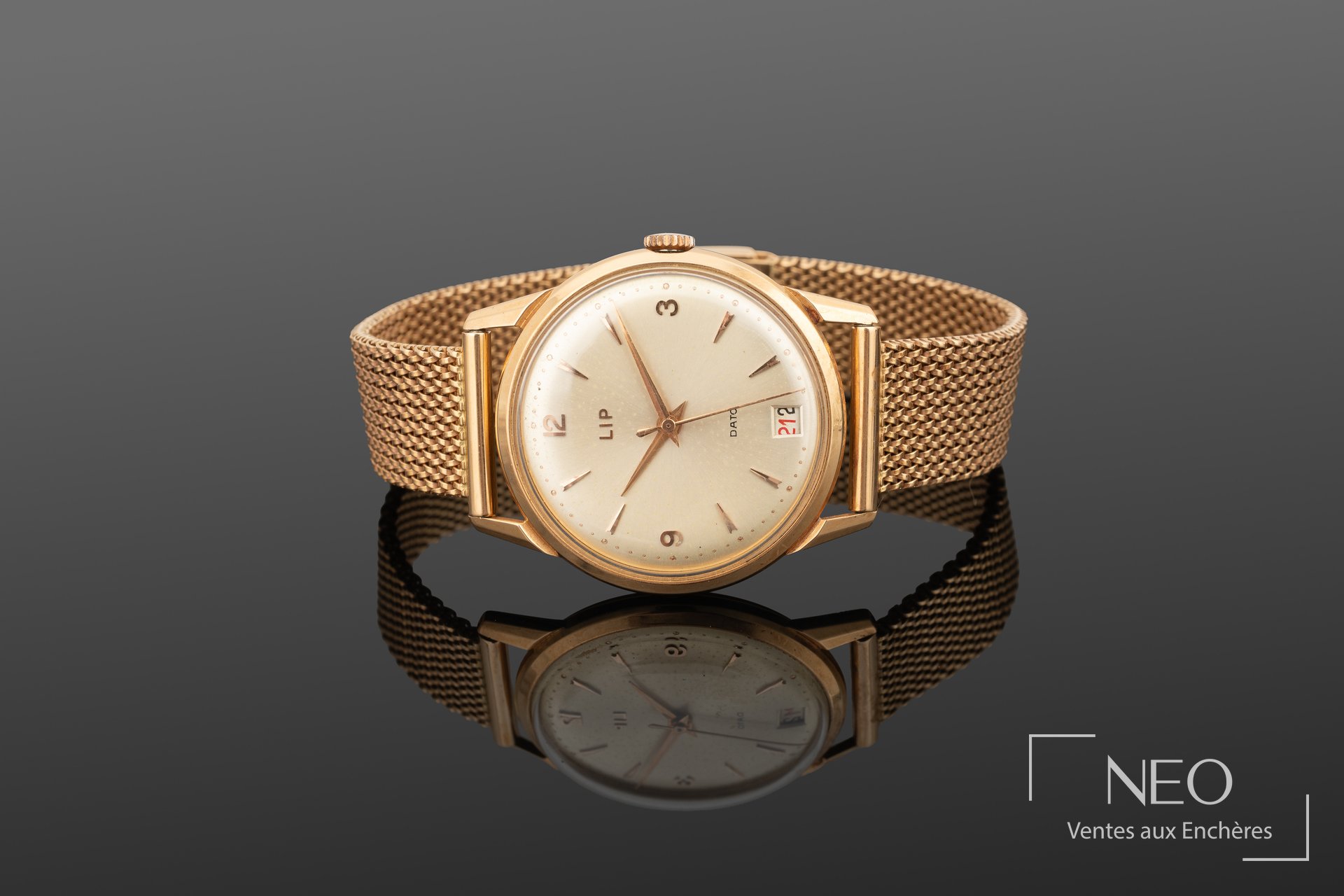 Montre bracelet LIP en or jaune