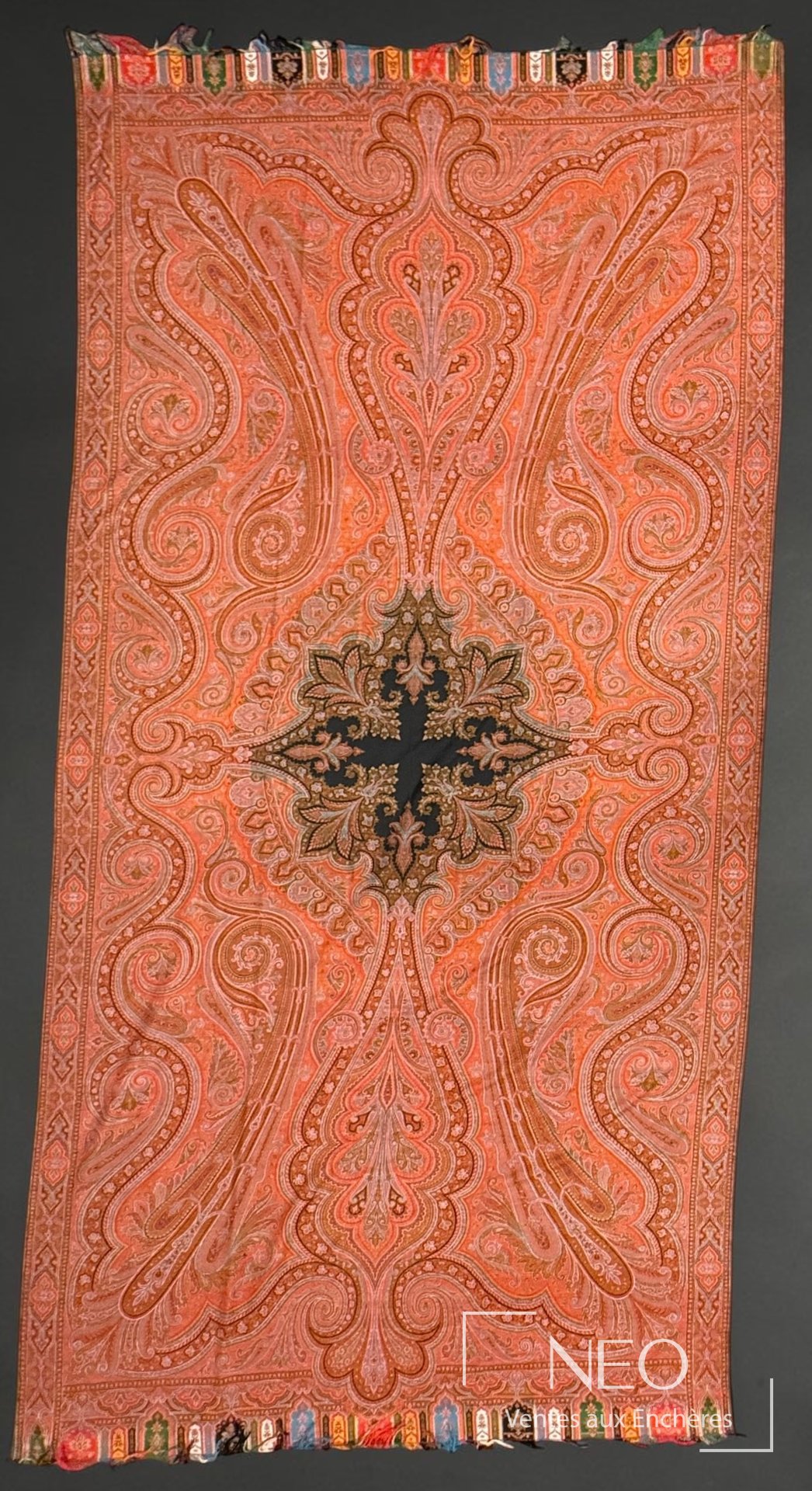 Long châle Cachemire polychrome, seconde moitié du XIXe siècle