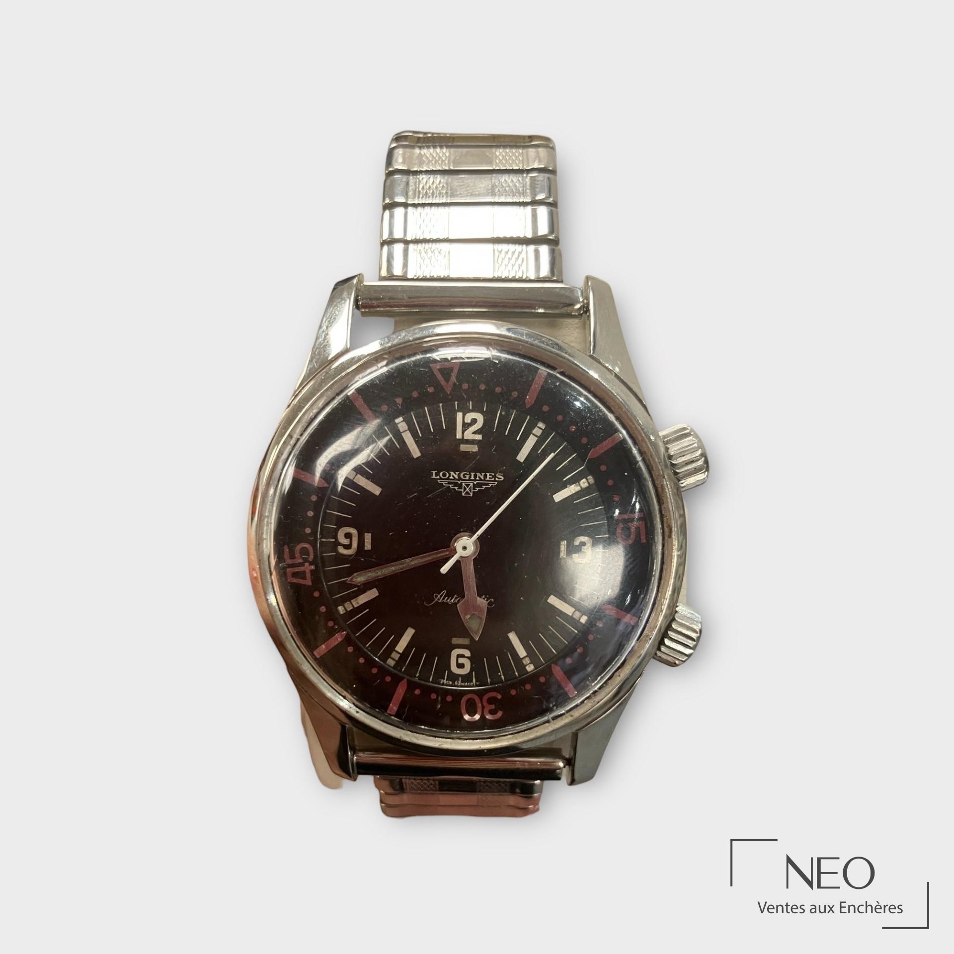 Montre Longines Legend Diver à cadran noir et boîtier acier