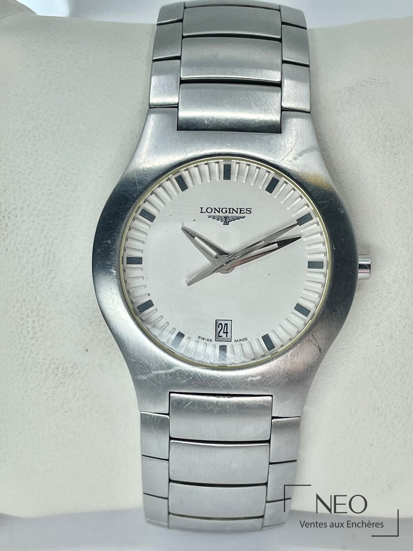 Longines montre-bracelet en acier, cadran gris, mouvement automatique