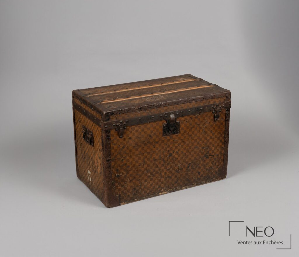 Malle courrier Louis Vuitton en toile damier