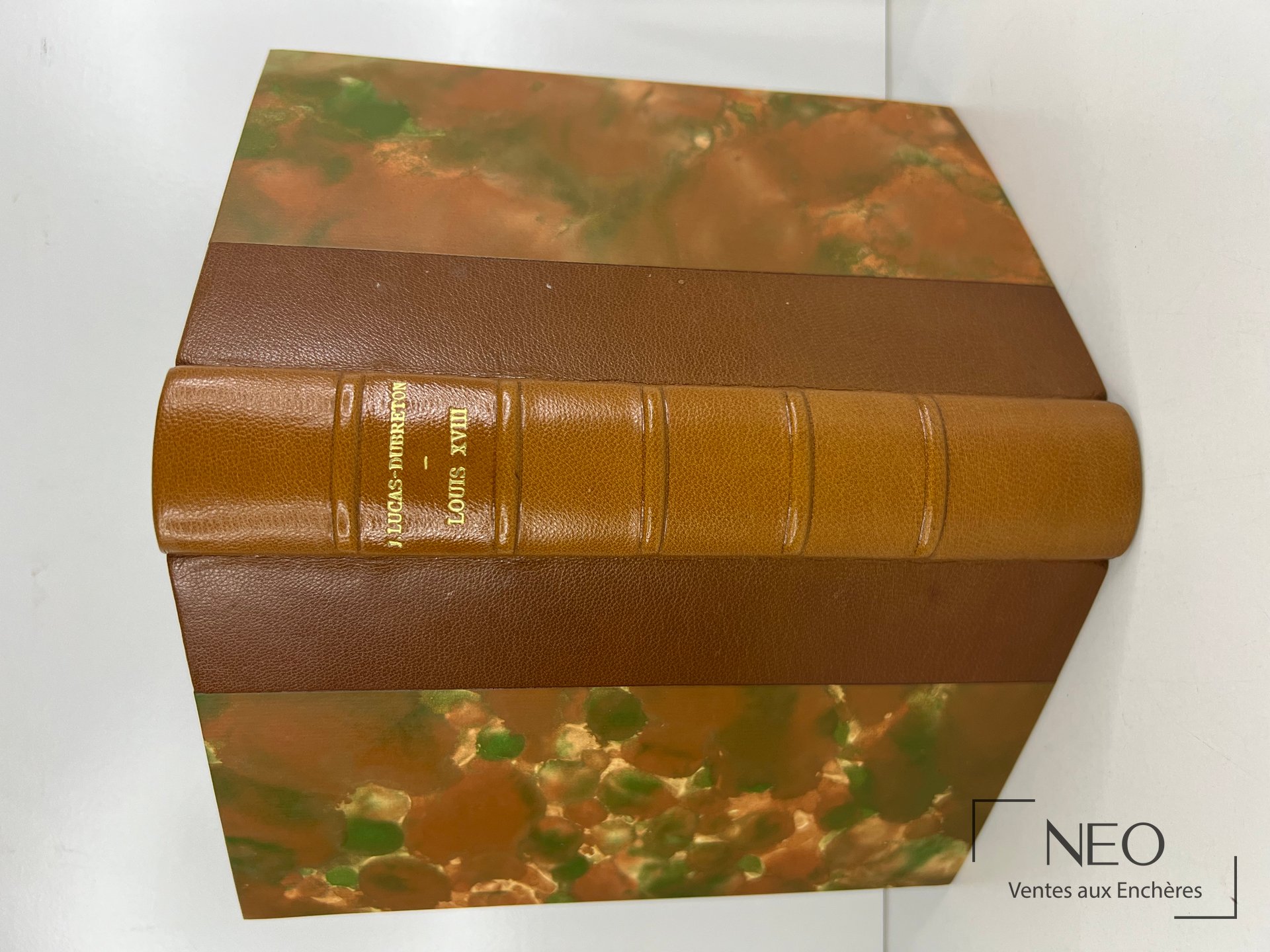 Couverture du livre J. Lucas-Dubreton