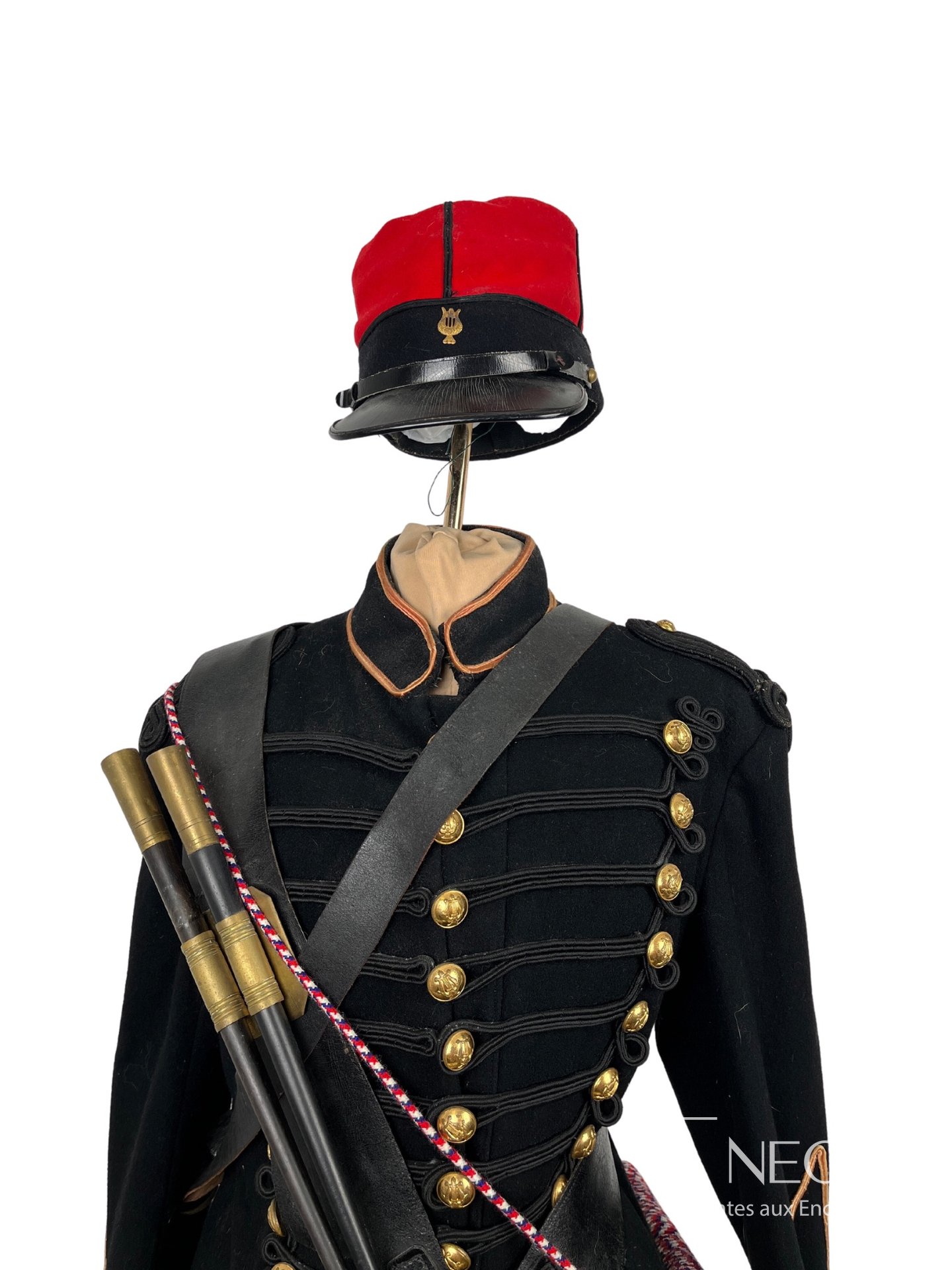 Mannequin de musicien en uniforme avec clairon et tambour
