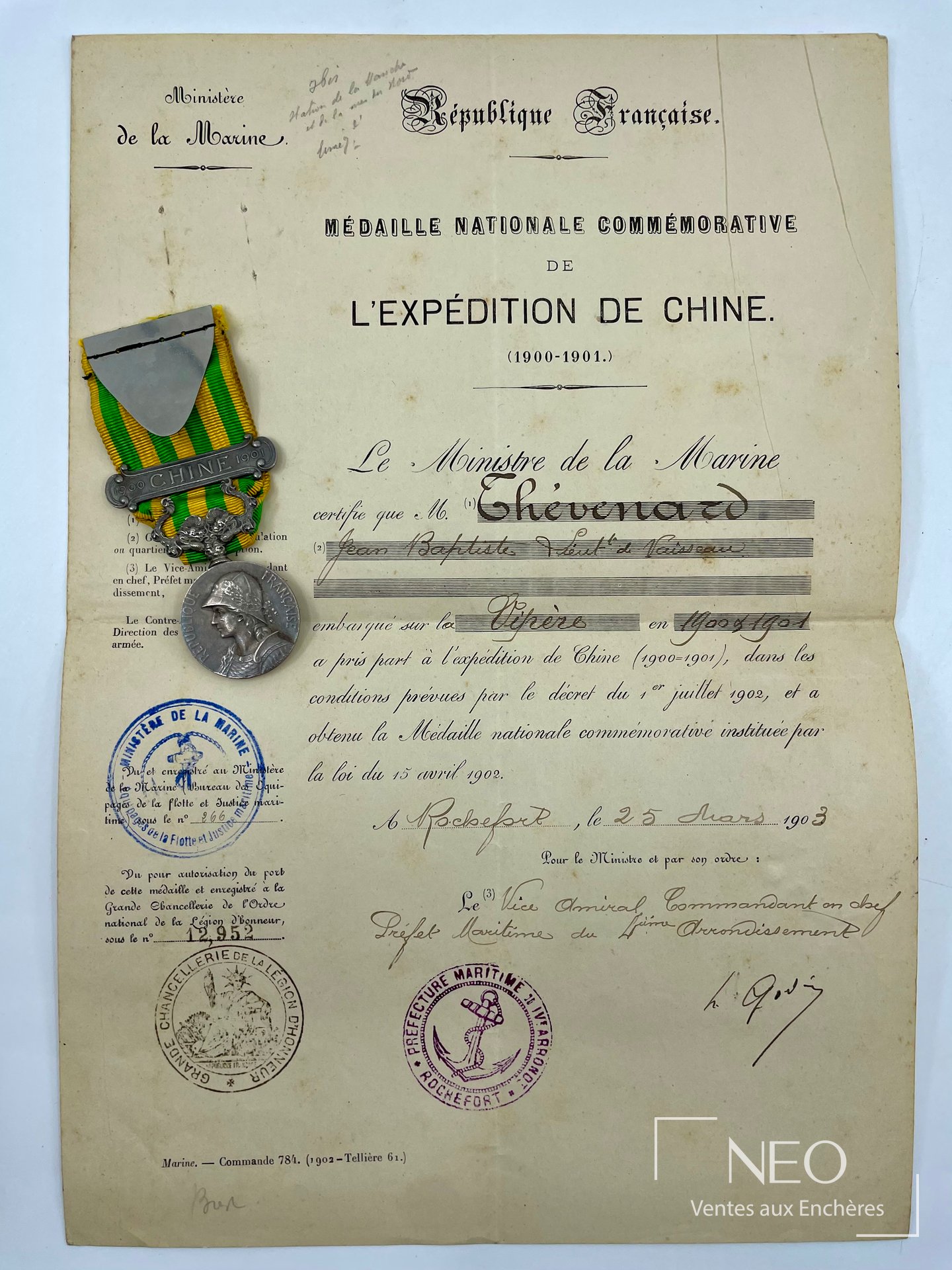 Document officiel de la République française pour la médaille nationale commémorative de l’expédition de Chine