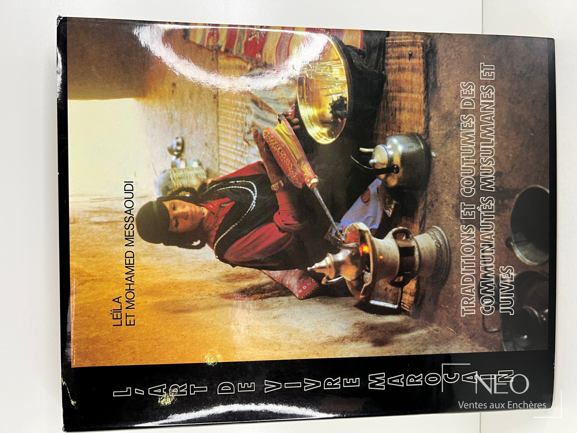 Couverture illustrée du livre de Leïla et Mohamed Messaoudi