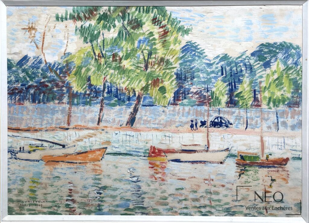 Gouache de Mieczyslaw Lurczynski représentant des barques à quai devant des arbres et des berges.