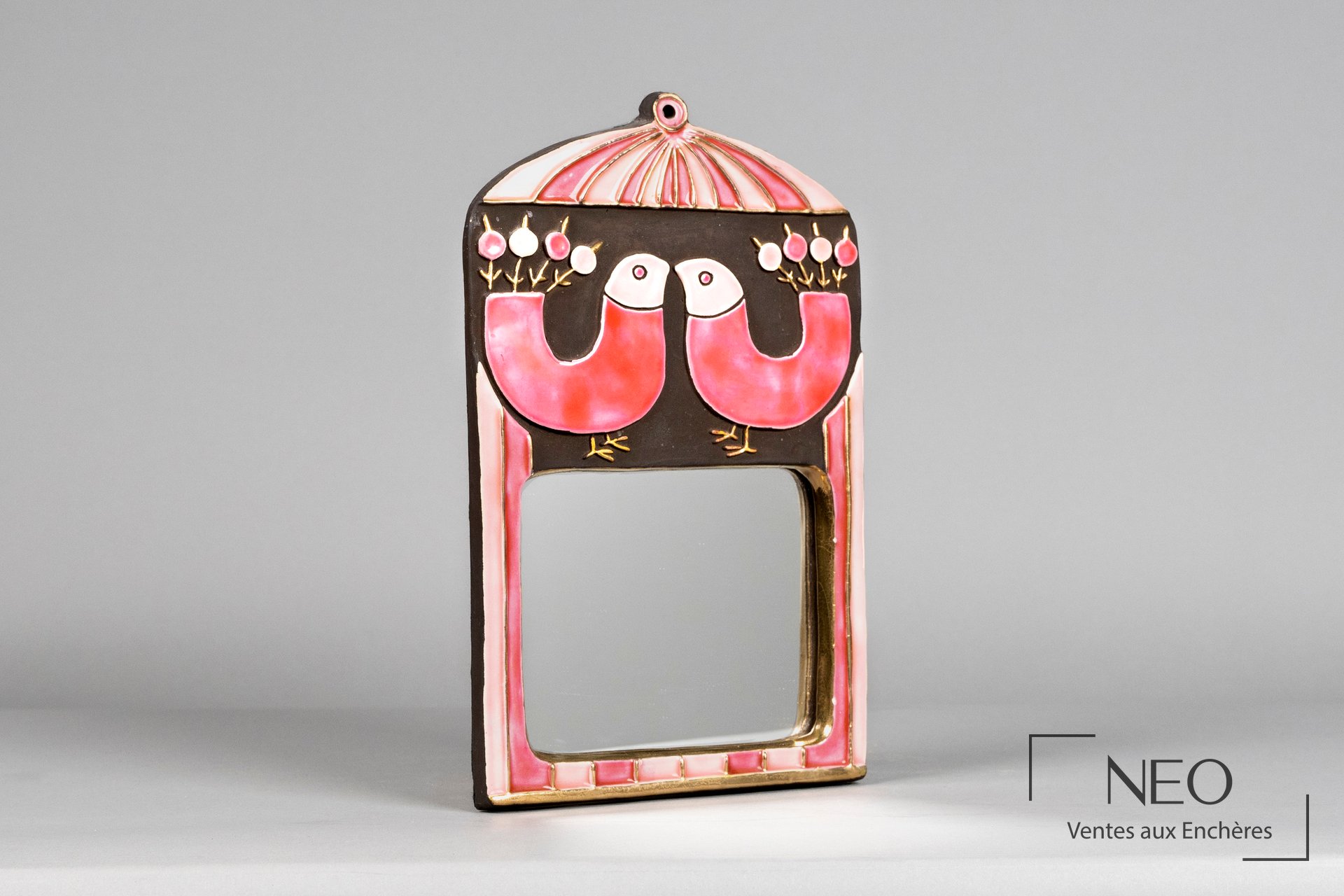 Miroir en céramique émaillée rose et doré