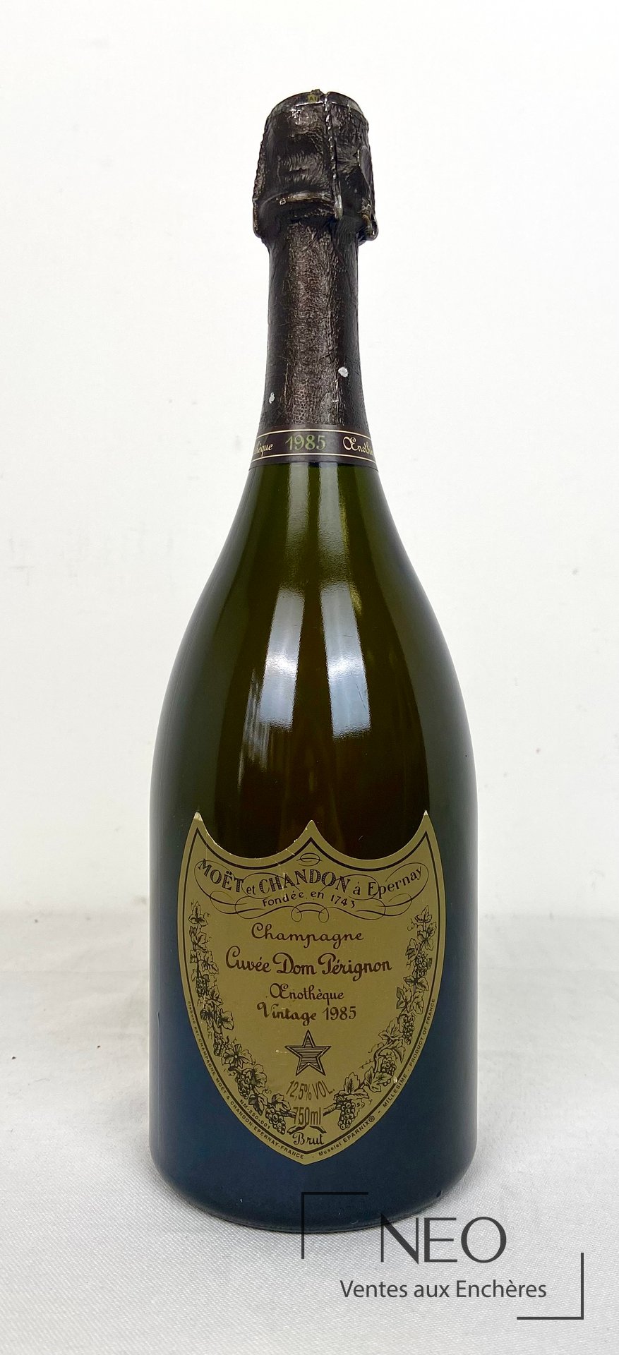 Bouteille de champagne Moët & Chandon Dom Pérignon Vintage 1985