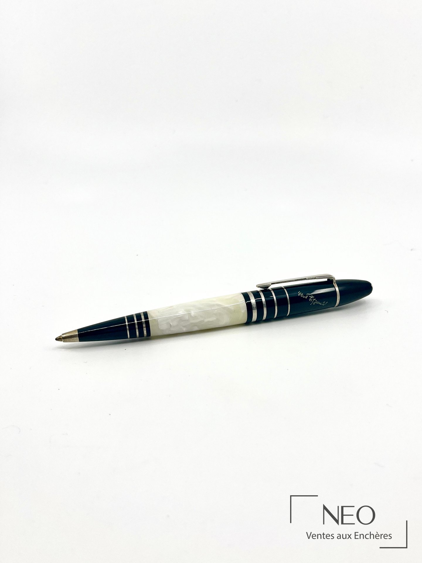 Stylo bille Montblanc F. Scott Fitzgerald en résine noire