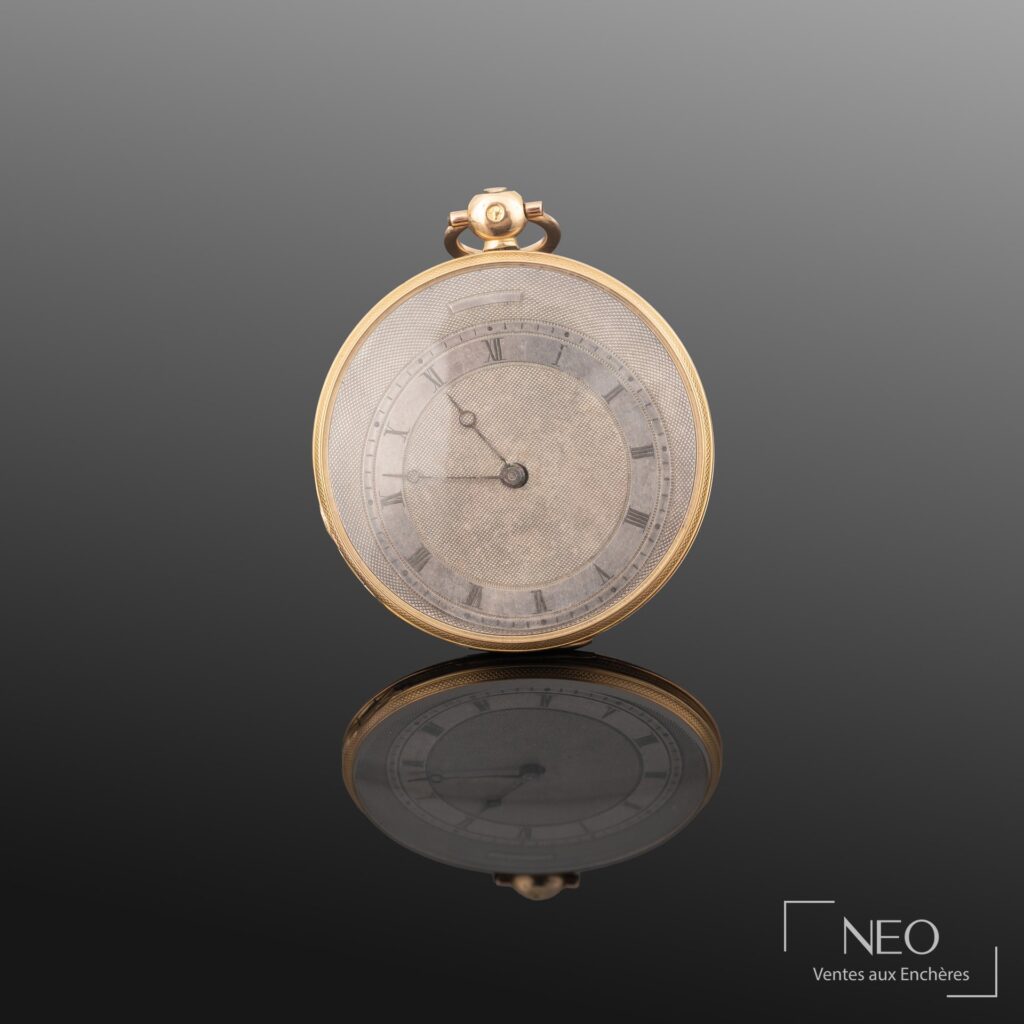Montre à gousset en or jaune 18K vue de face