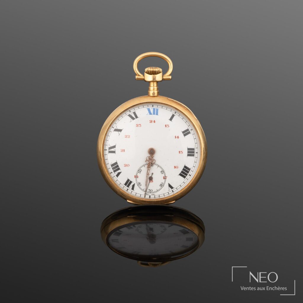 Montre à gousset en or jaune avec cadran émaillé blanc et petite seconde à 6 heures