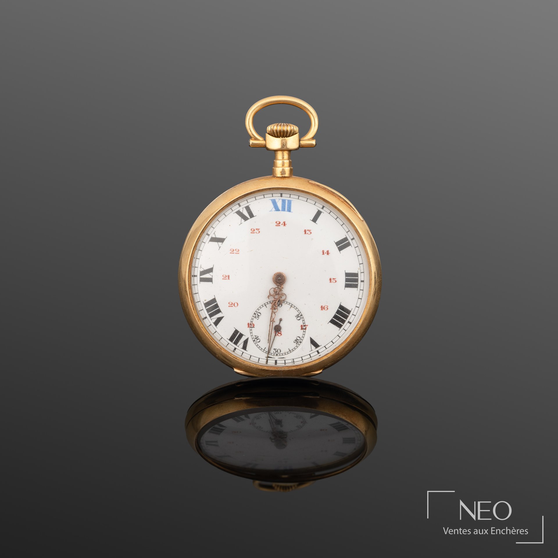 Montre à gousset en or jaune avec cadran émaillé blanc et petite seconde à 6 heures