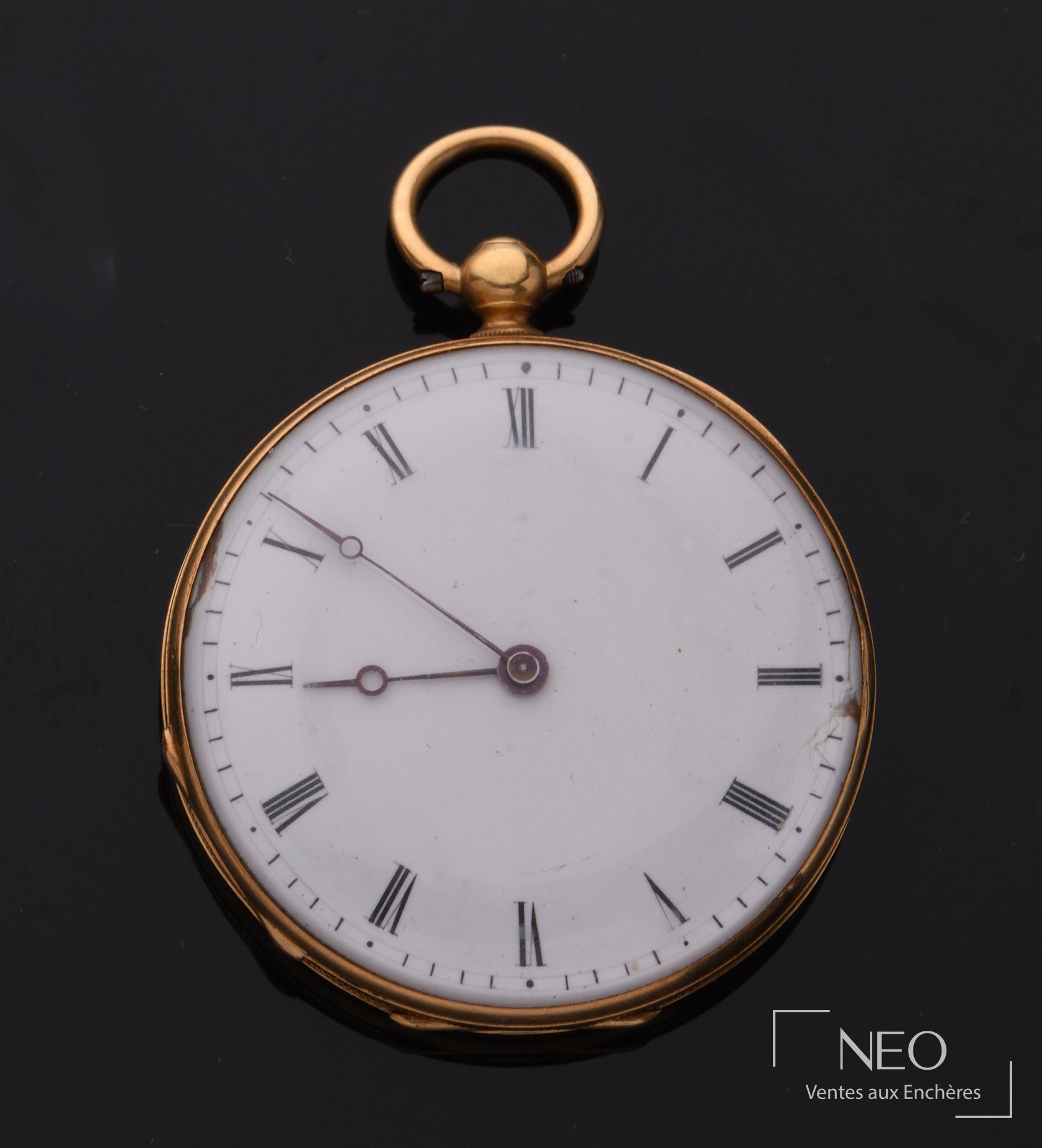 Montre à gousset en or jaune avec cadran émaillé blanc et chiffres romains