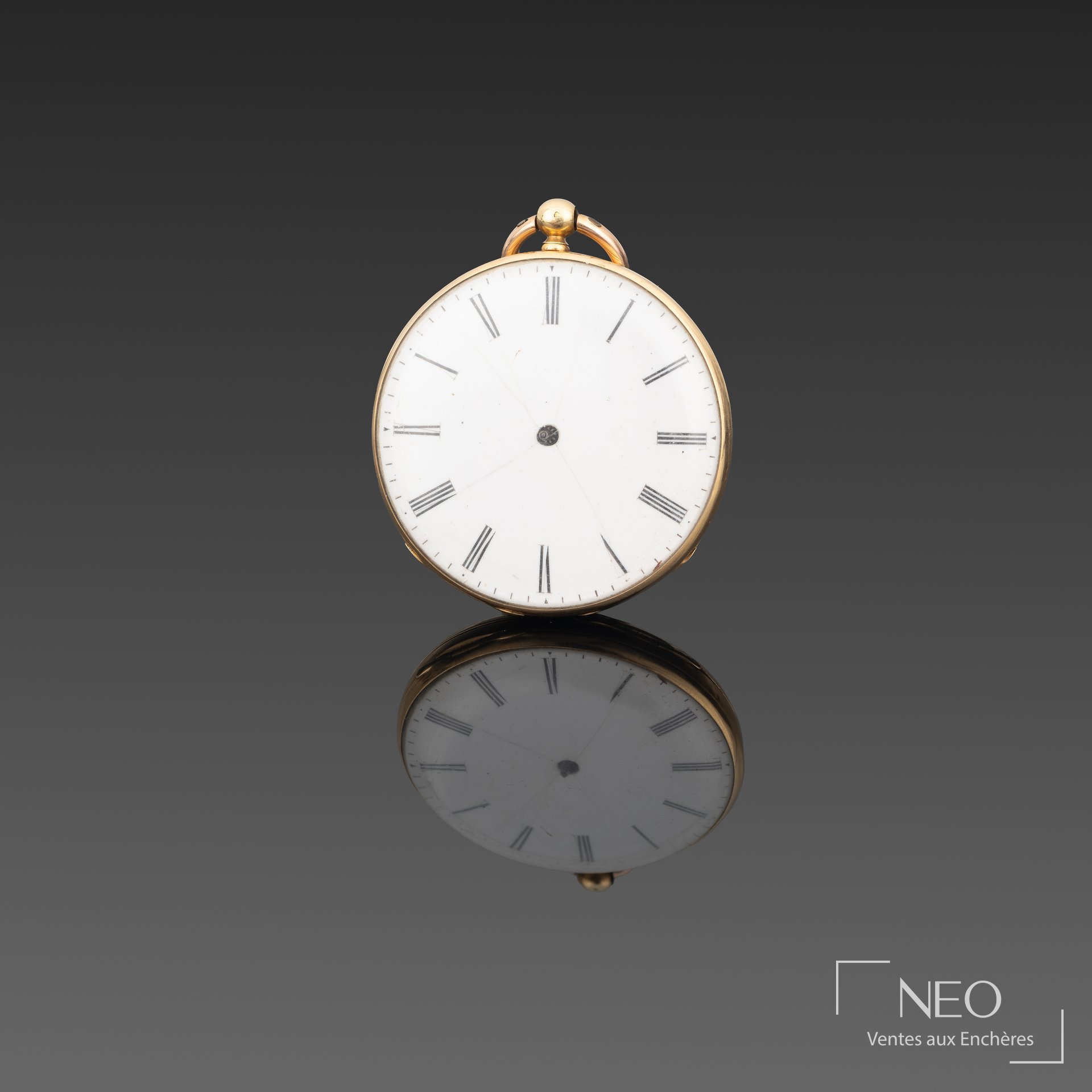 Montre à gousset en or jaune avec cadran émaillé blanc et chiffres romains