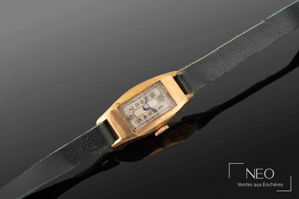 Montre-bracelet en or jaune 18K