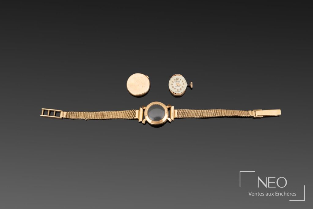 Montre bracelet MERCO en or jaune avec cadran